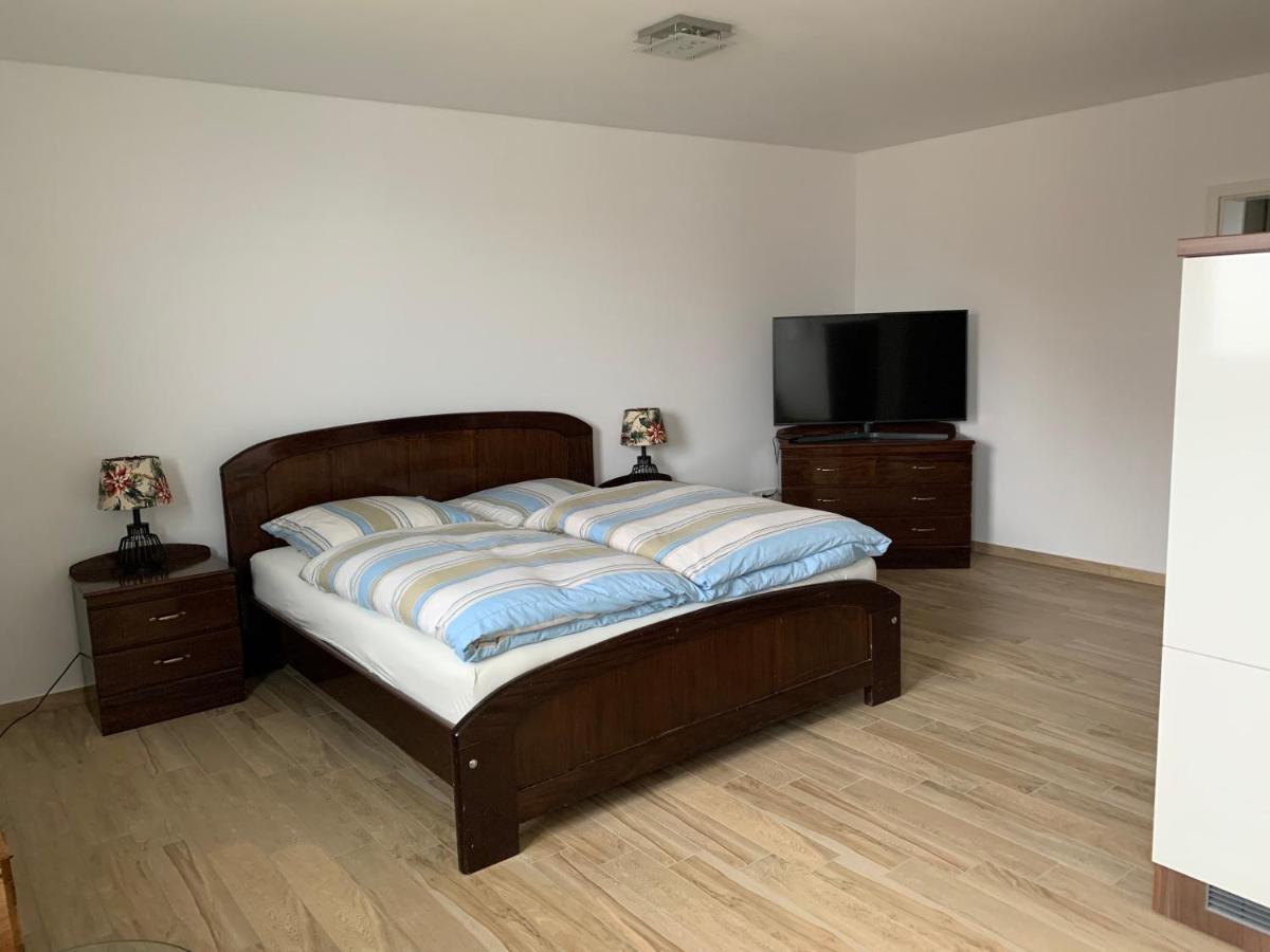 Gaestehaus Residenz Aurora Hotel Friedrichsthal Luaran gambar